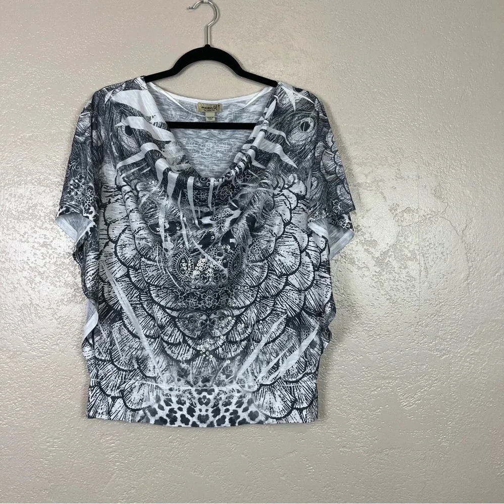 5 for $30 One world Women gray white floral‎ blouse size M - Picture 12 of 16
